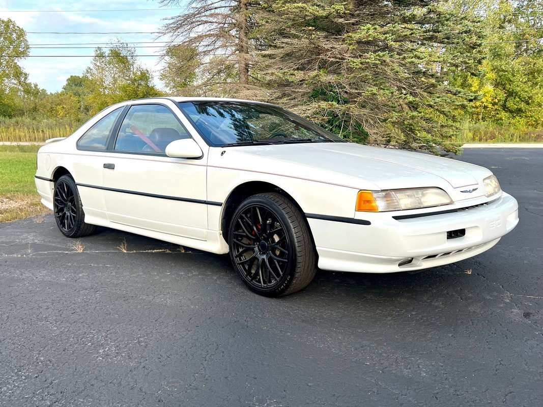 Ford Thunderbird 1991