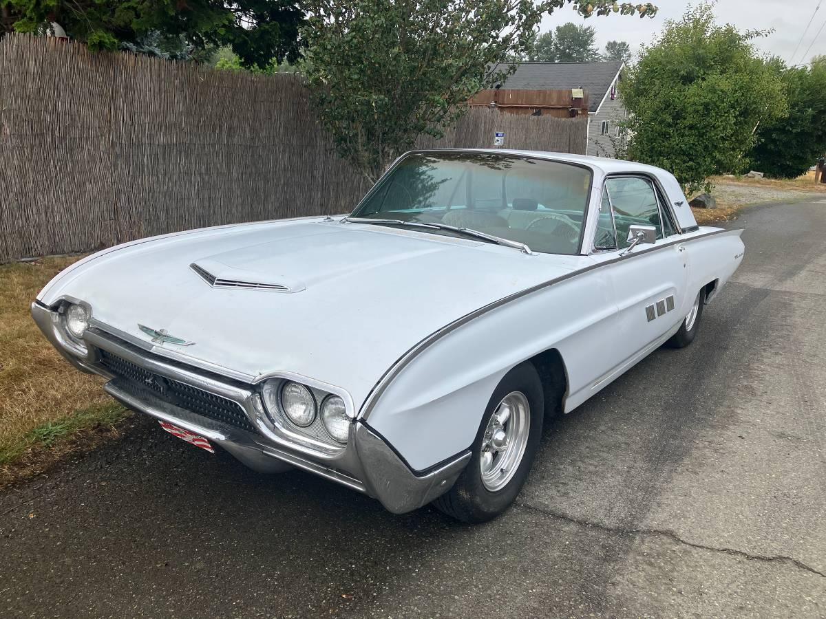 Ford-Thunderbird-coupe-1963-white