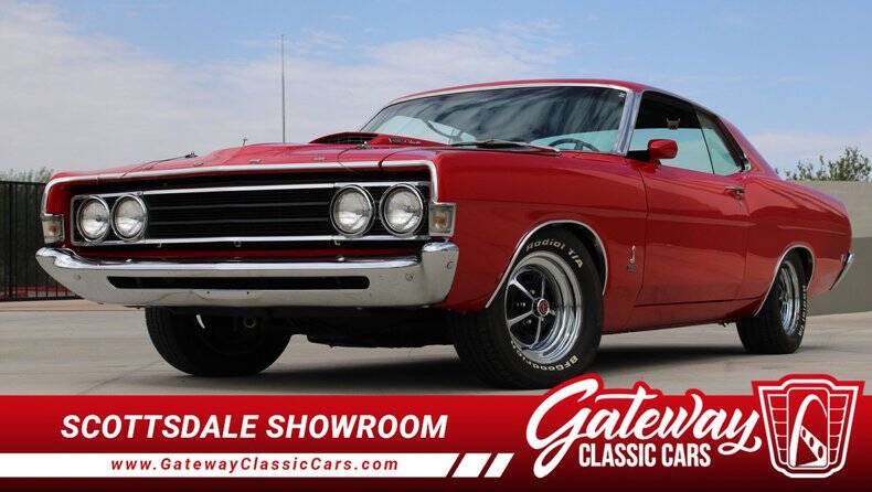 Ford-Torino-1969-Red-Black