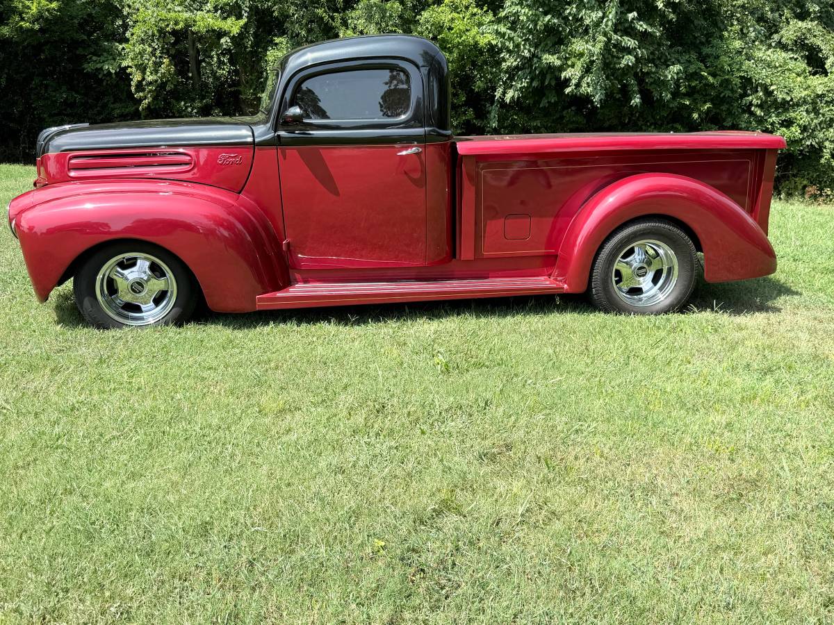 Ford-Truck-1946-red