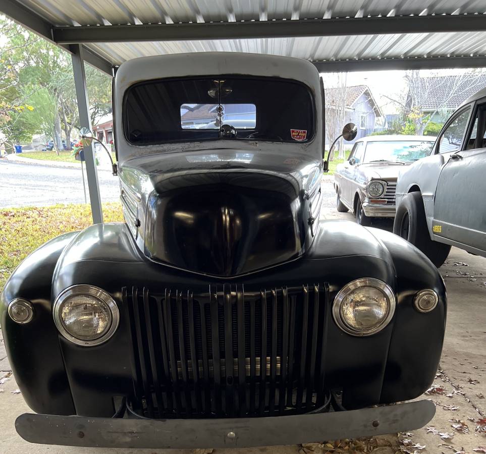 Ford-Truck-1947