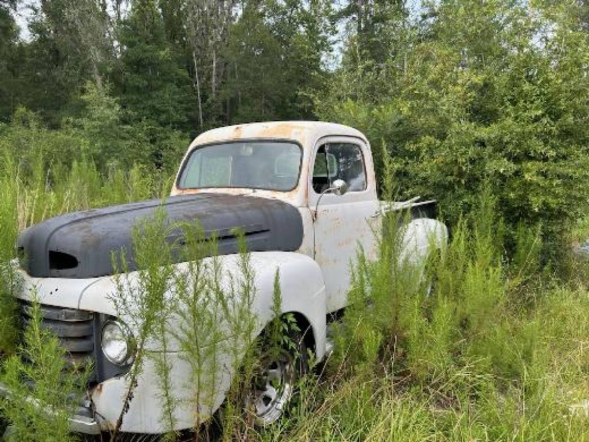 Ford-Truck-1949-grey