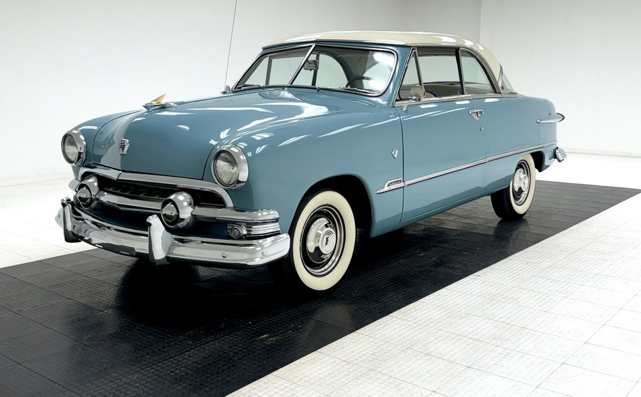 Ford-Victoria-1951-Hardtop-Blue