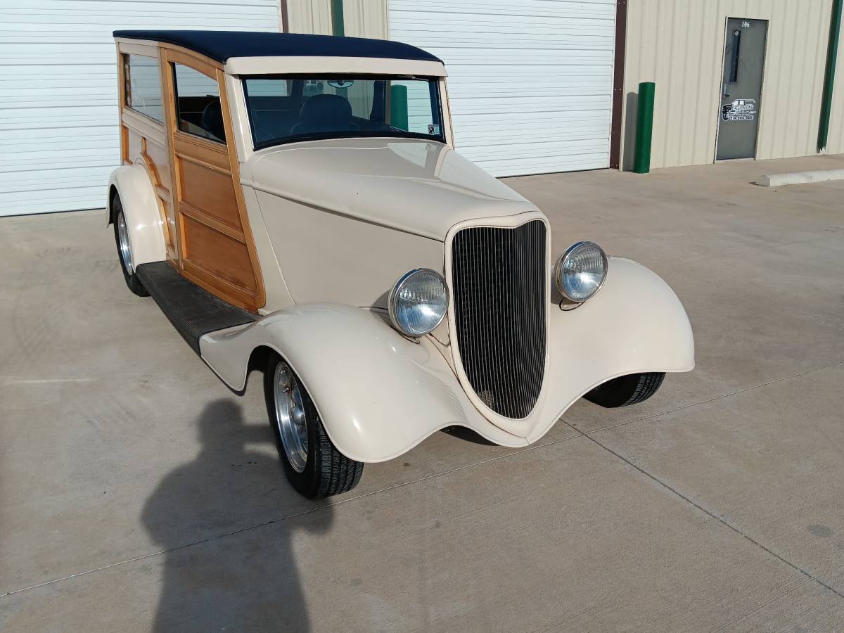 Ford-Woodie-1933-Blue
