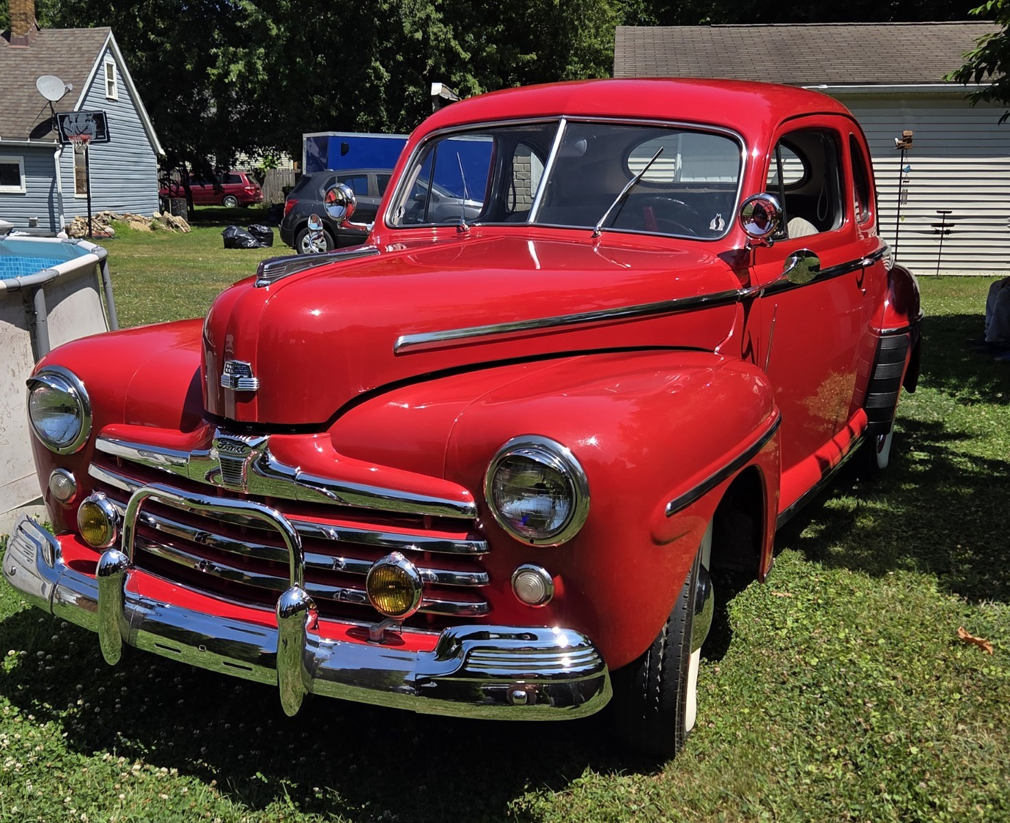 Ford-super-deluxe-8-1947-Coupe-Gray