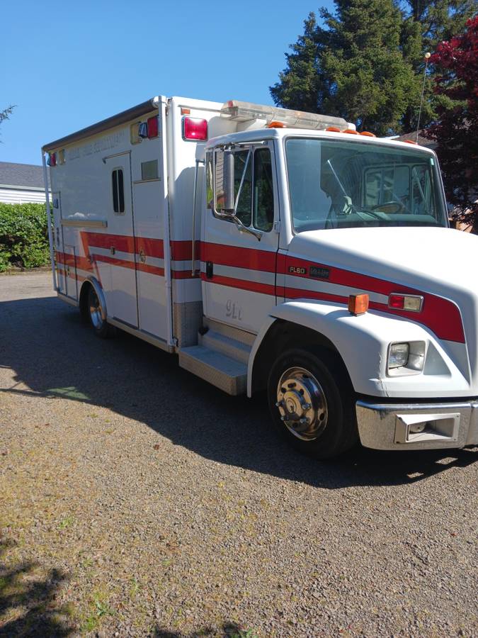 Freightliner-fl60-1995-White