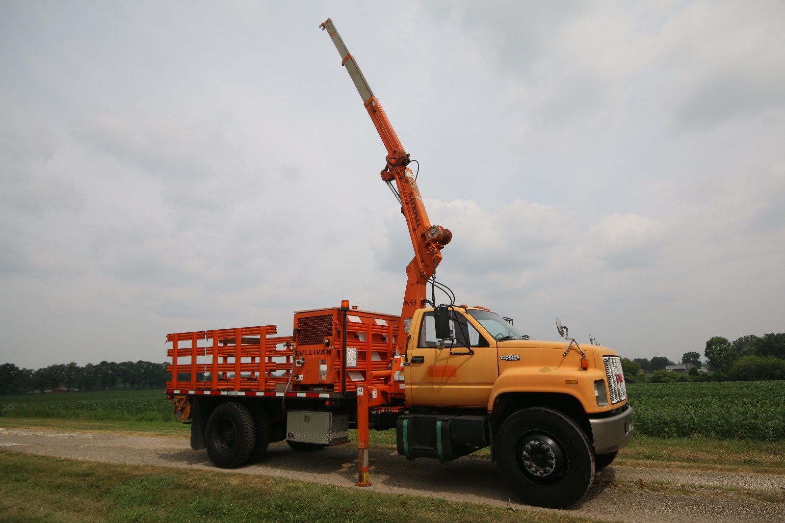 GMC-C7500-Topkick-1992-Utility-Brown GMC C7500 Topkick 1992