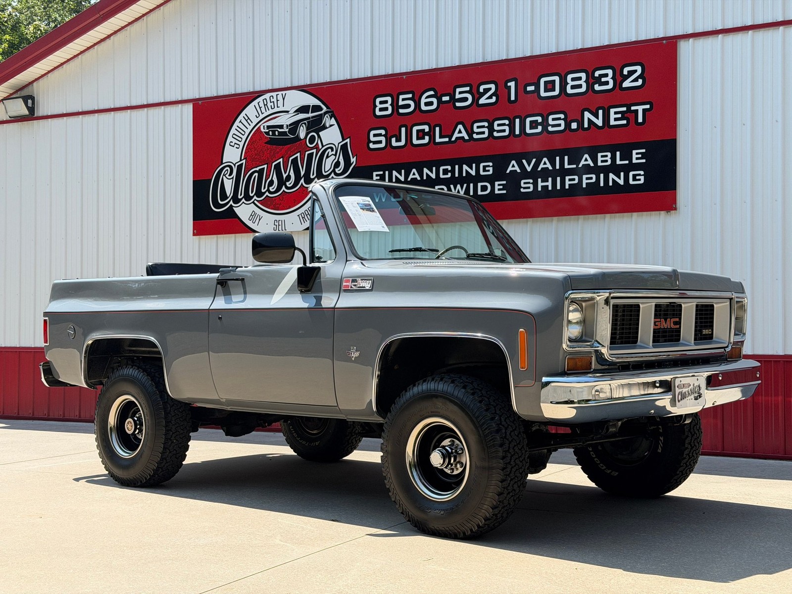 GMC-Jimmy-1974-SUV-Black