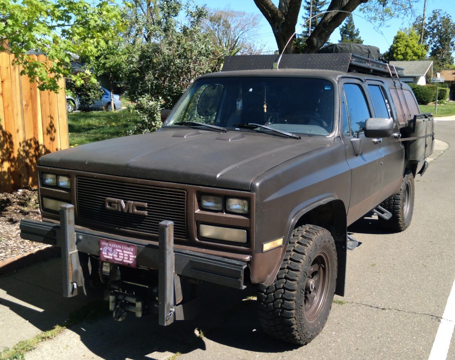 GMC Suburban 1989