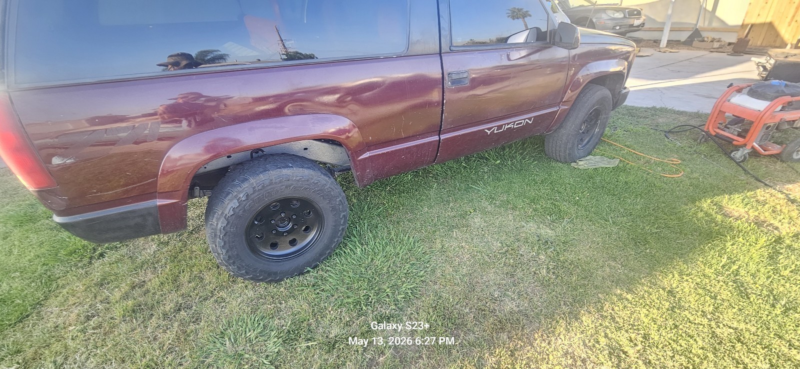 GMC-Yukon-1994-SUV
