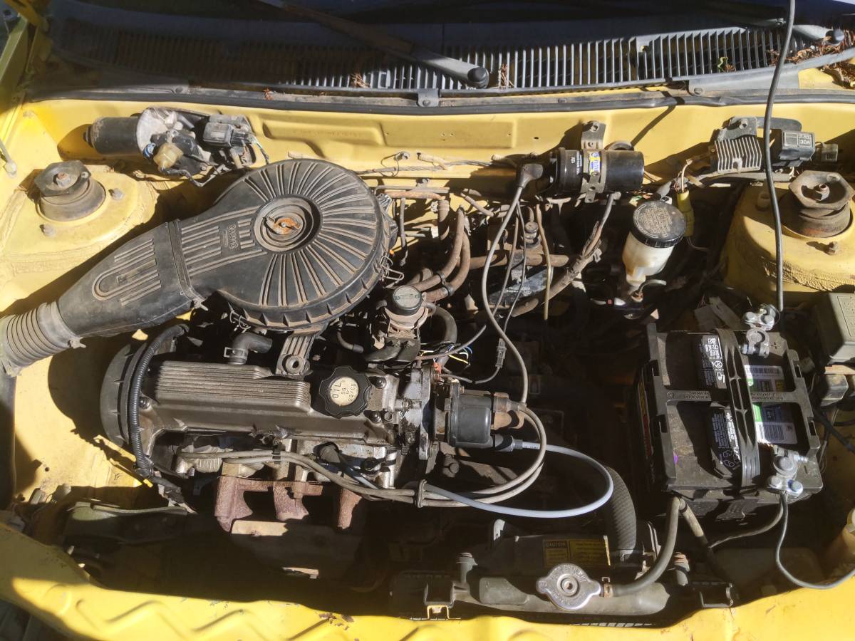 Geo-metro-1993-yellow