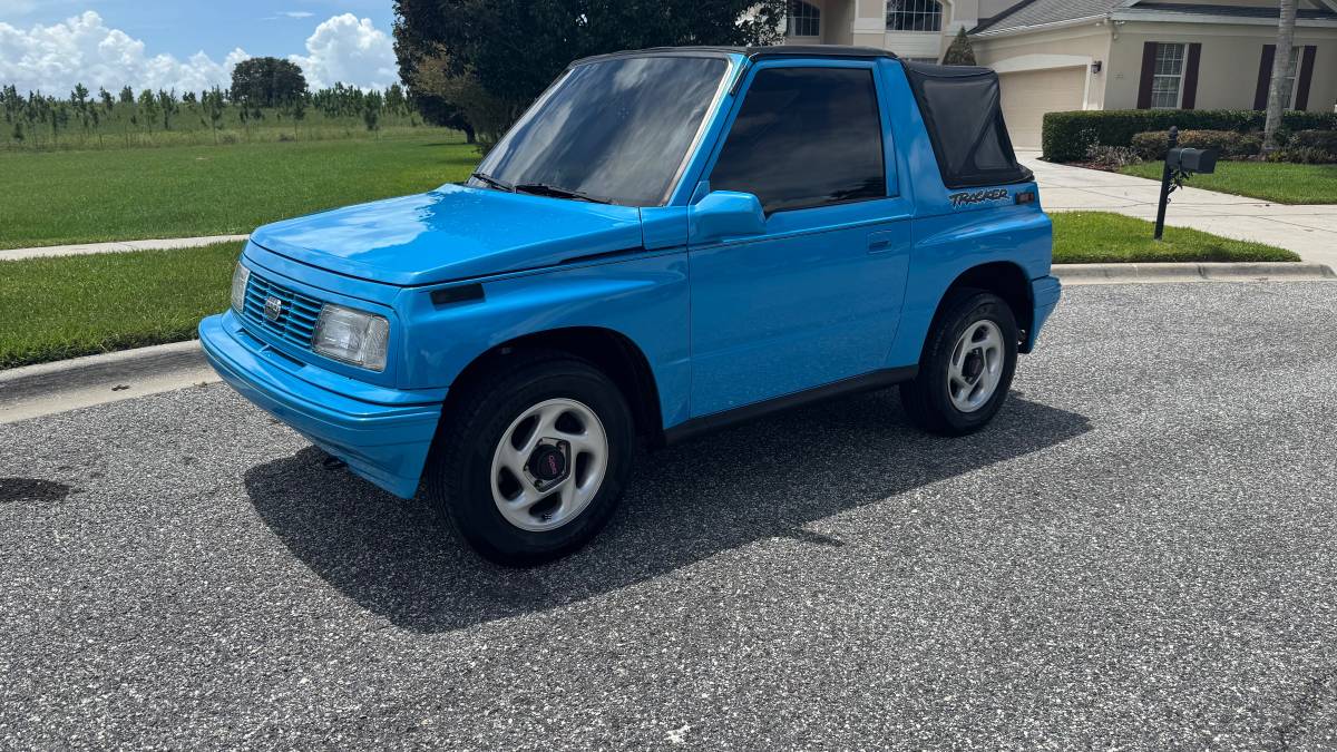 Geo-tracker-1994-Blue