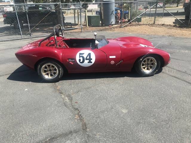 Ginetta-Race-car-1964-red