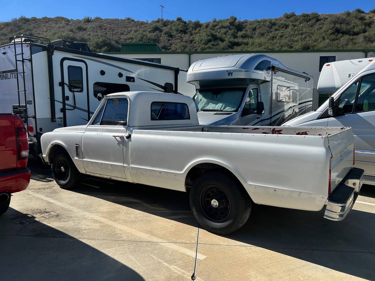 Gmc-1967-white