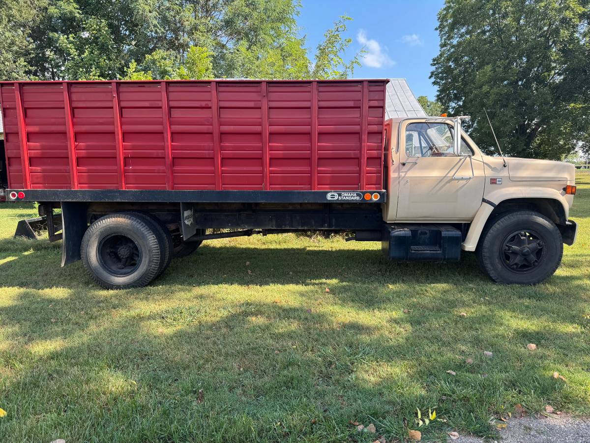 Gmc-C7-7000-medium-duty-medium-conventional-97.5-1985-custom