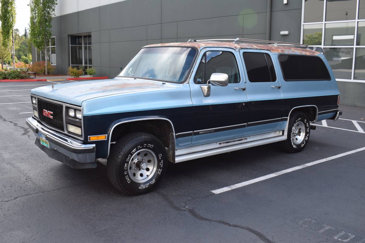 Gmc-Cherolet-surburban-sle-4x4-1989-Blue