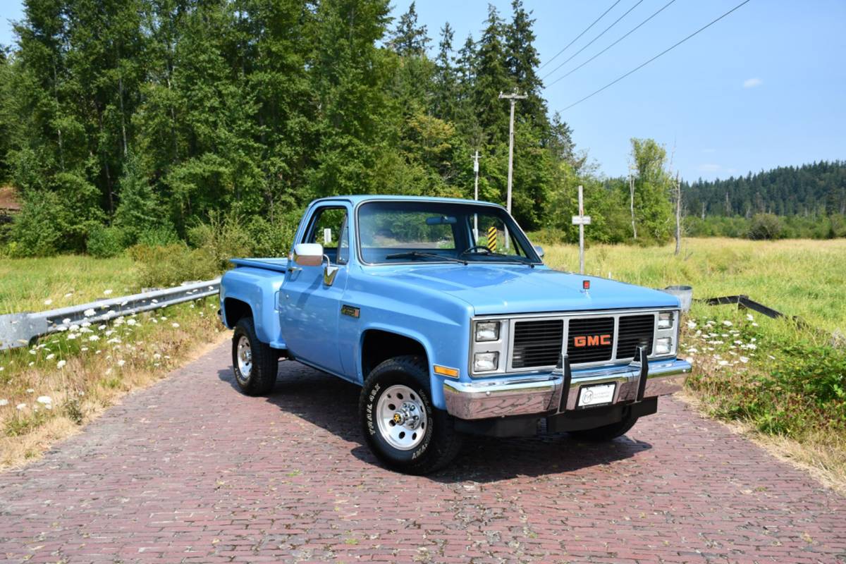 Gmc-Ck-pickup-12-ton-nominal-1986-blue