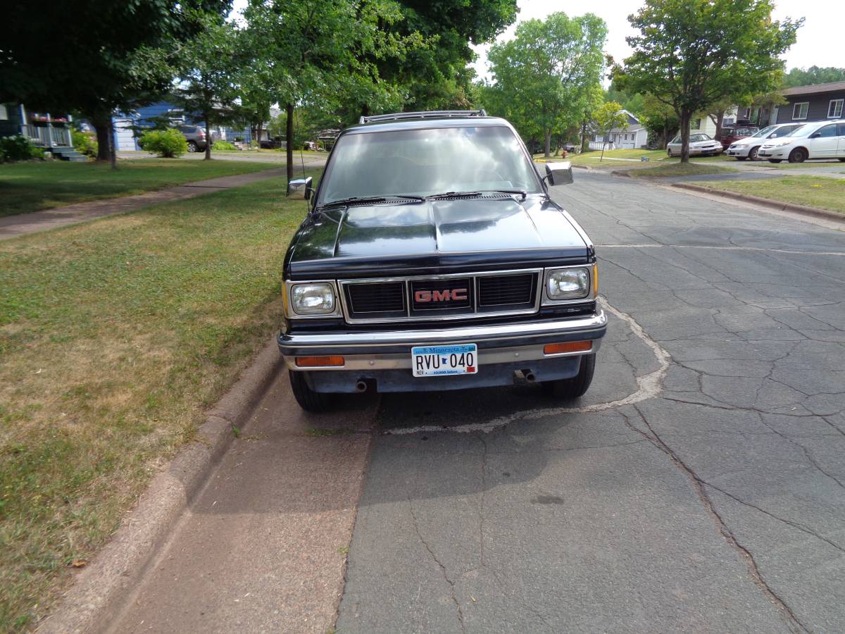 Gmc-Gimmy-s15-4x4-1986-black