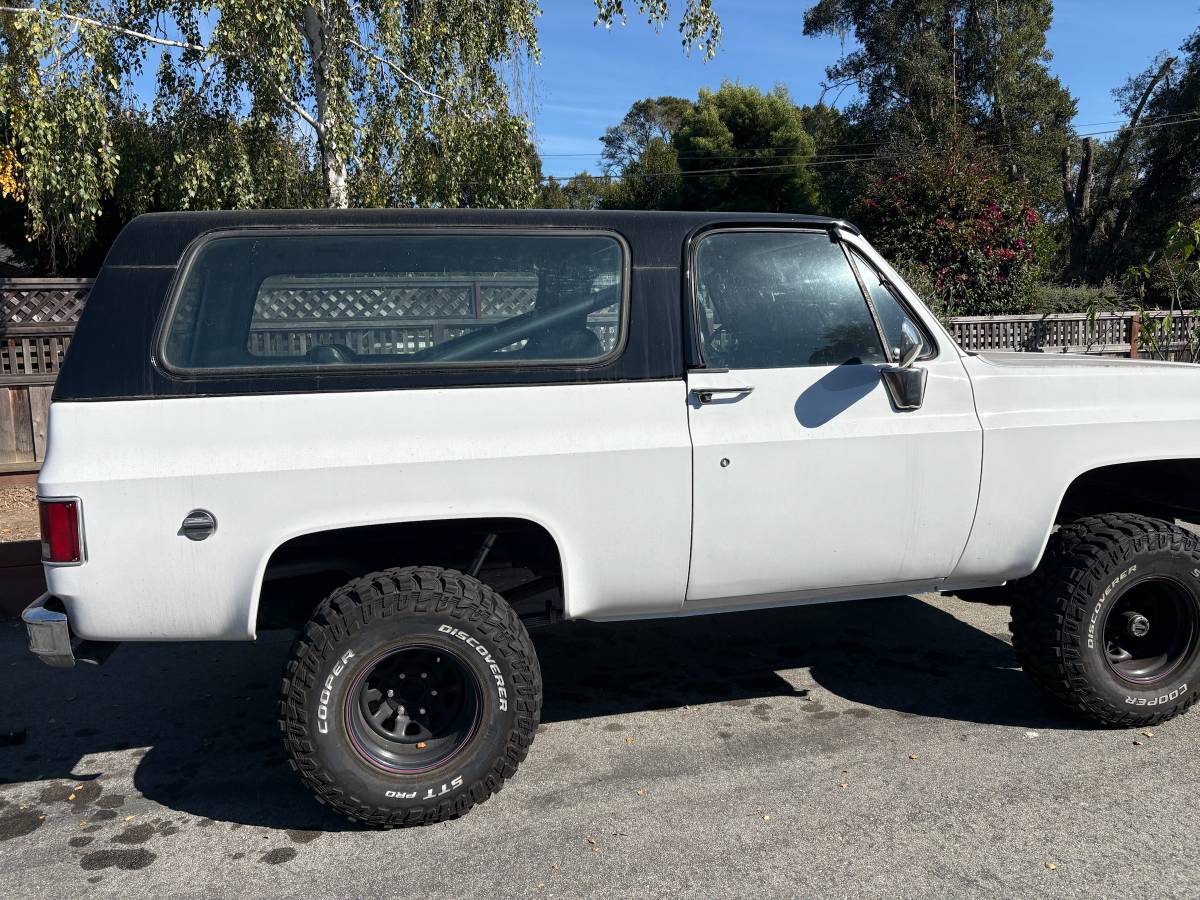 Gmc-Jimmy-1973-white
