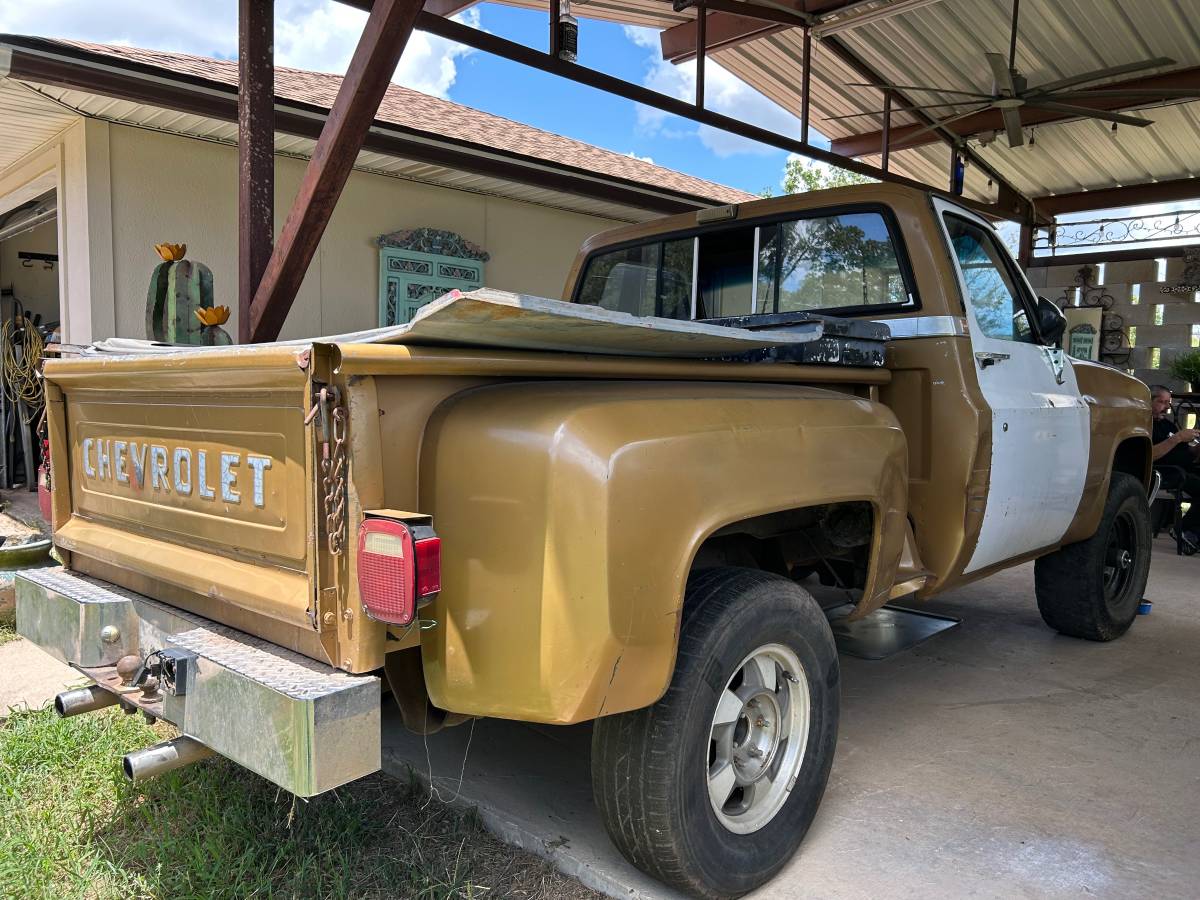 Gmc-K1500-1984-brown