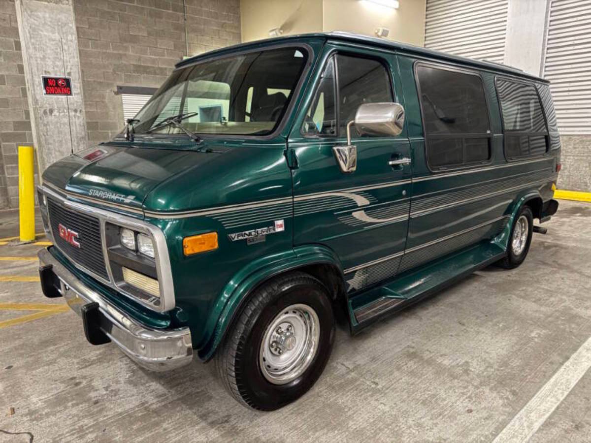 Gmc-Rally-34-ton-nominal-1993-green