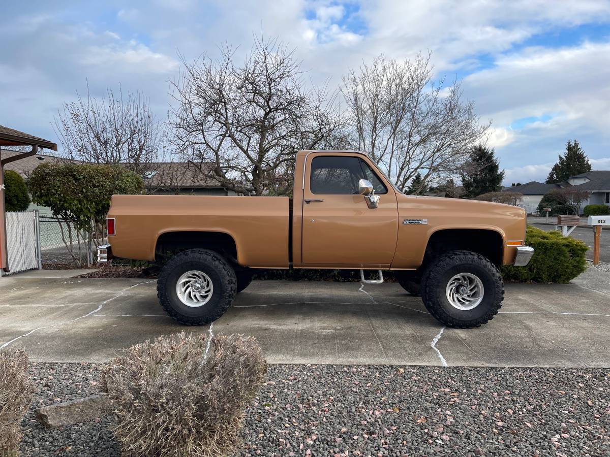 Gmc-Sierra-1500-1986-orange