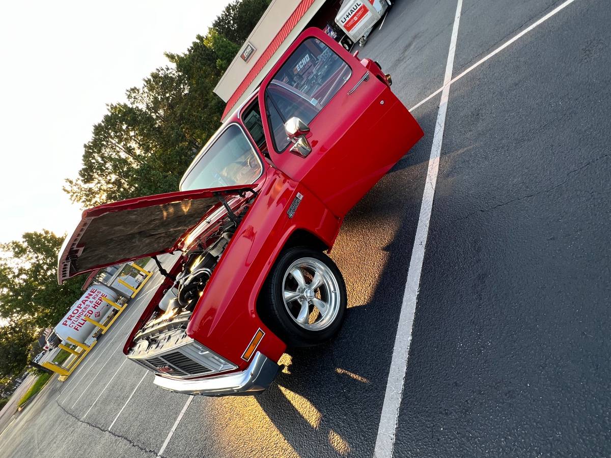 Gmc-Sierra-1500-1987-red