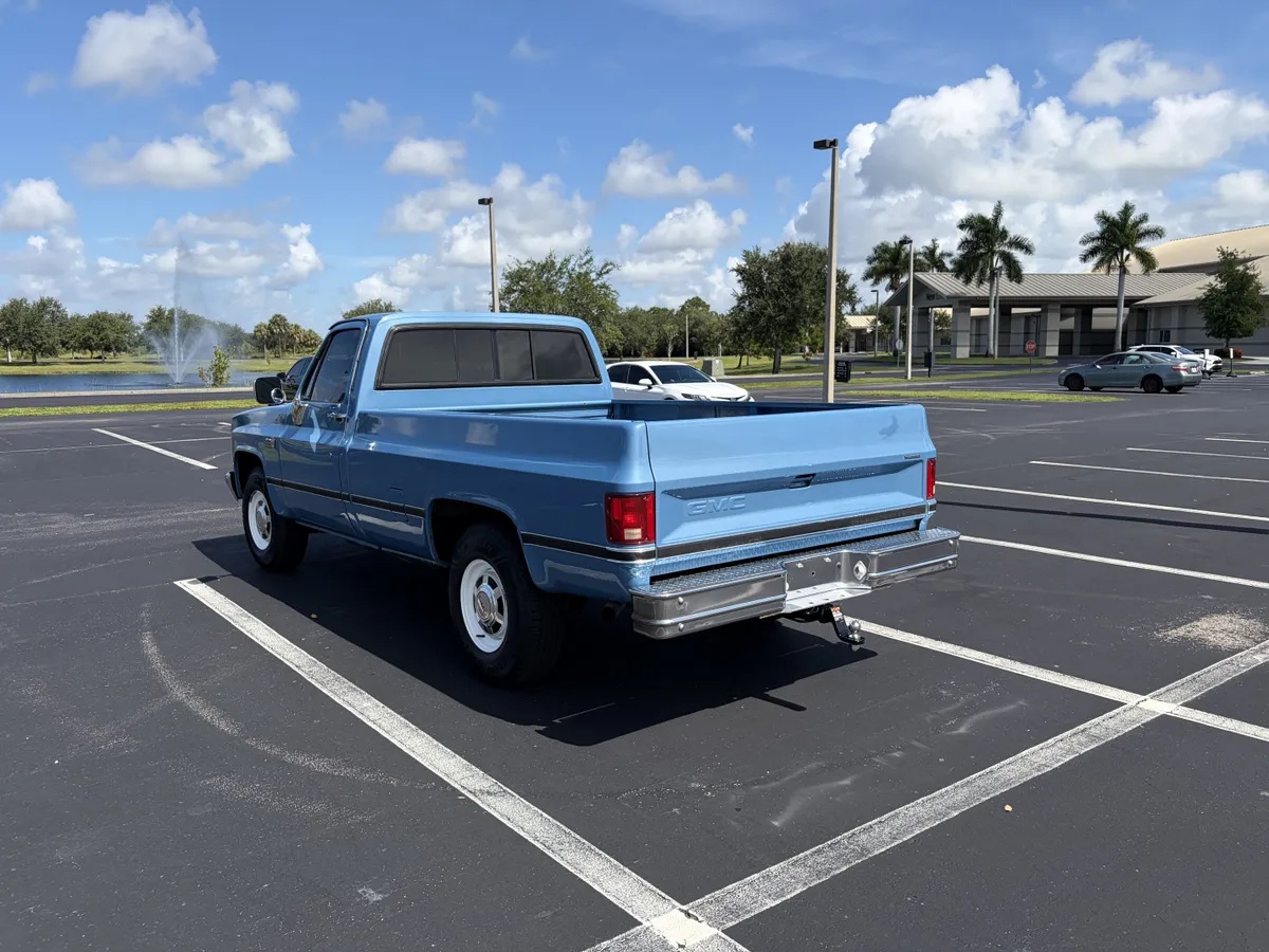 Gmc-Sierra-2500-1987-Blue-Blue
