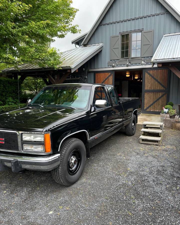 Gmc-Sierra-2500-1991-black