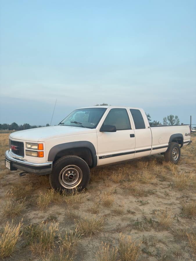 Gmc-Sierra-2500-hd-extended-cab-1995-white
