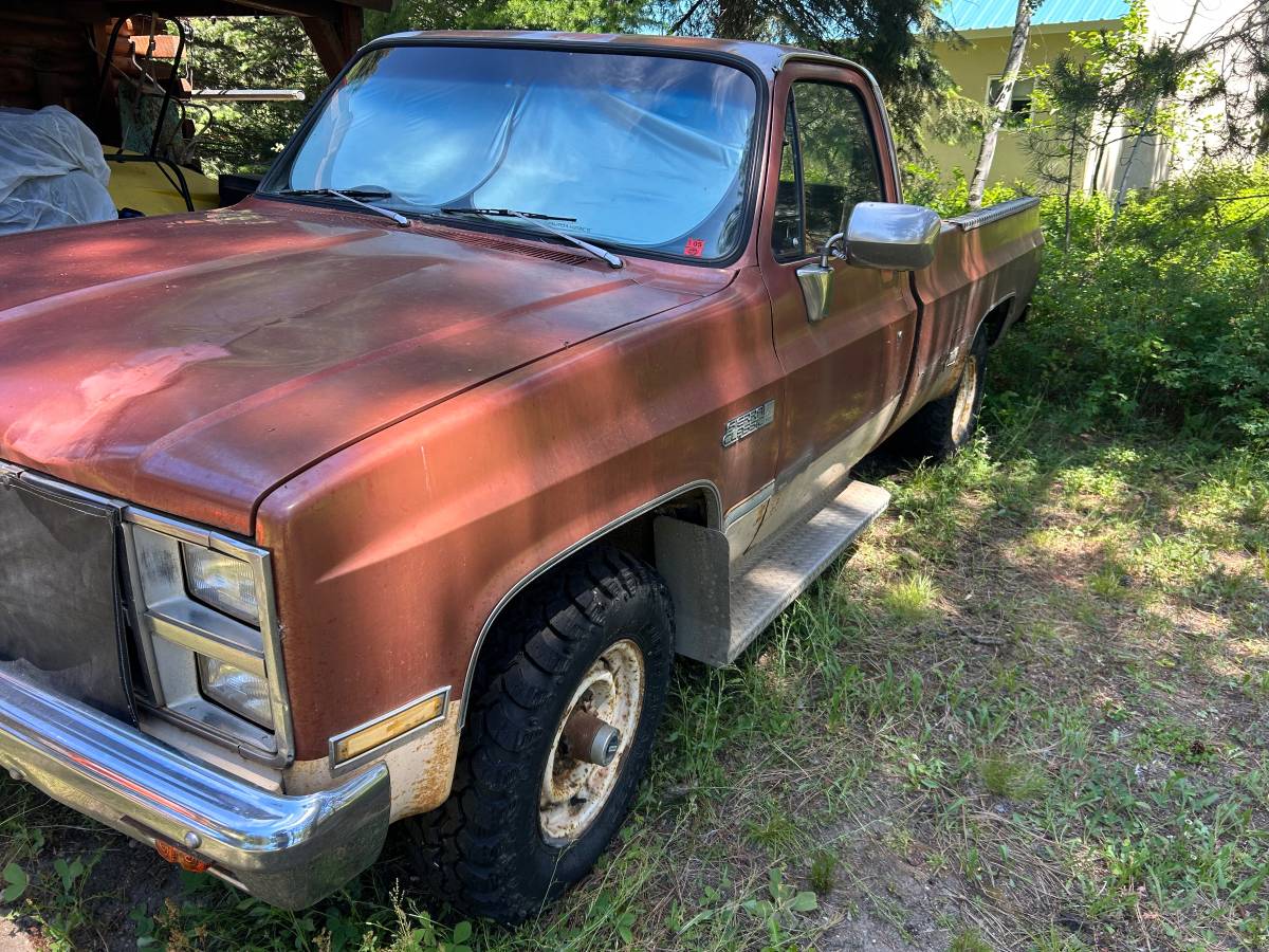 Gmc-Sierra-34-ton-1982