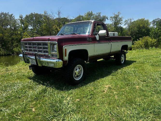 Gmc-Sierra-grande-1979-RedWhite