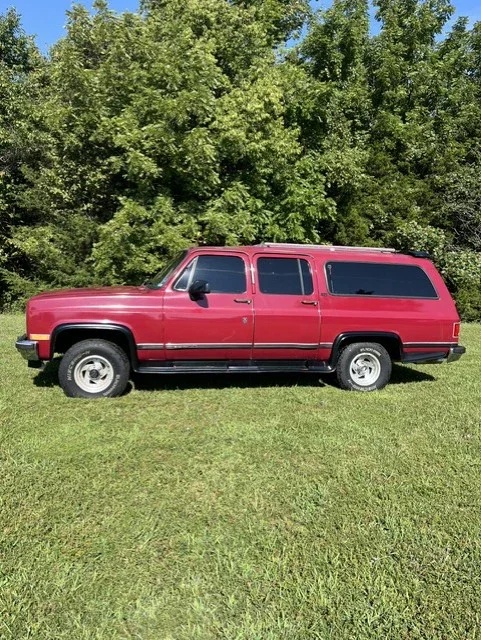 Gmc-Suburban-4wd-1991-Burgundy-Burgundy