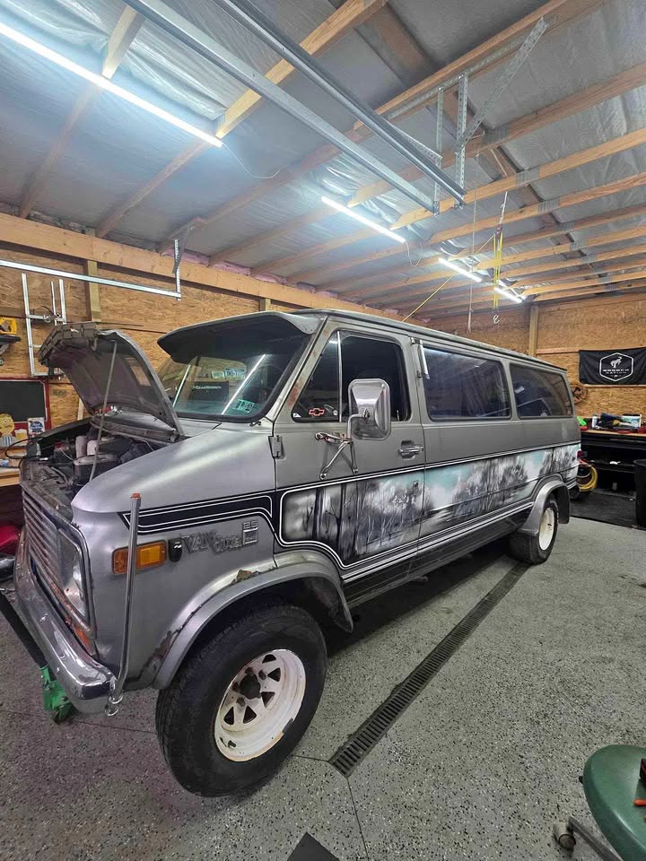 Gmc-Vandura-1977