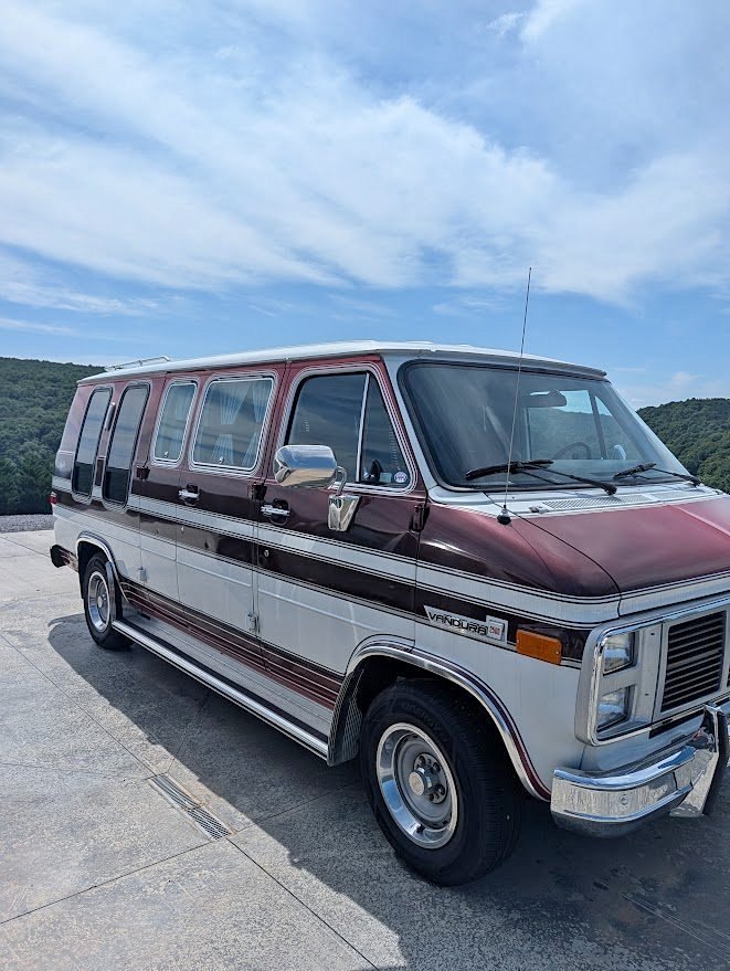 Gmc-Vandura-1985