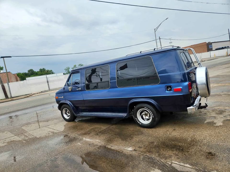 Gmc-Vandura-1988