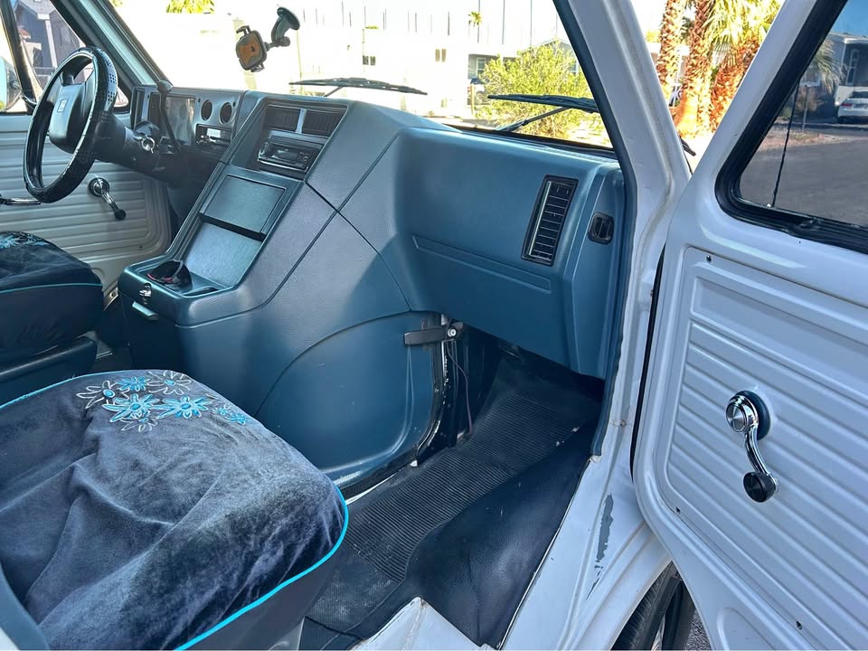 Gmc-Vandura-1992