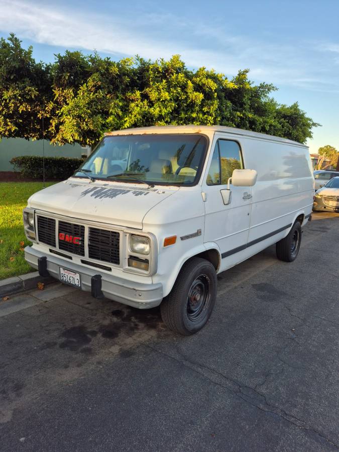 Gmc-Vandura-1993-white