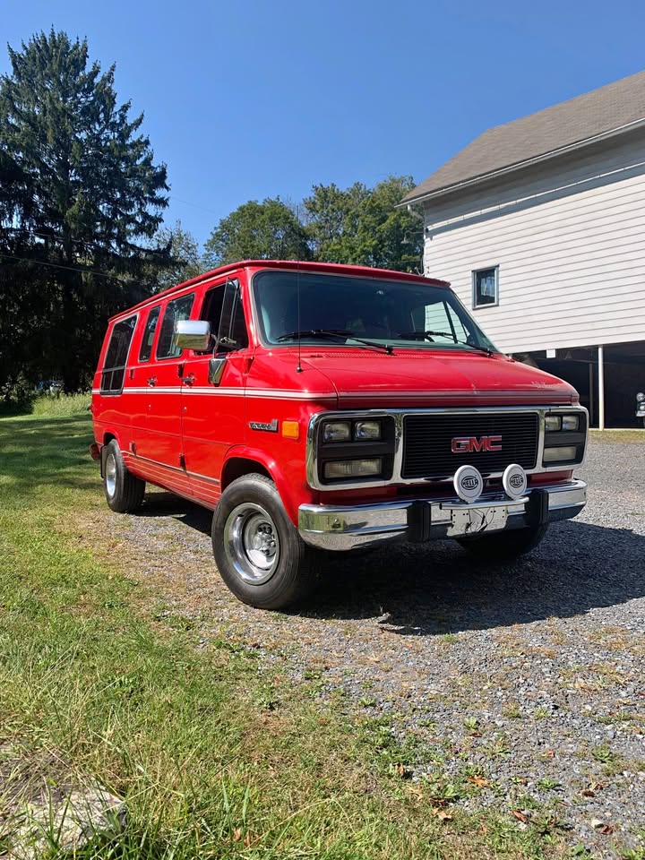Gmc-Vandura-2500-tiara-1995