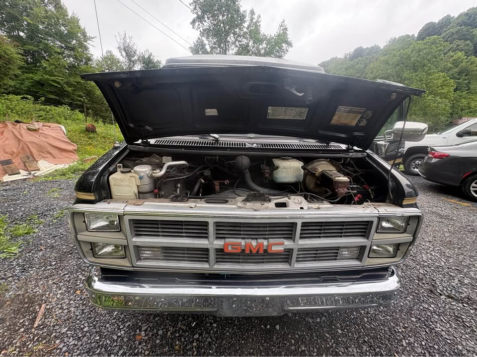 Gmc-Vandura-g2500-1983