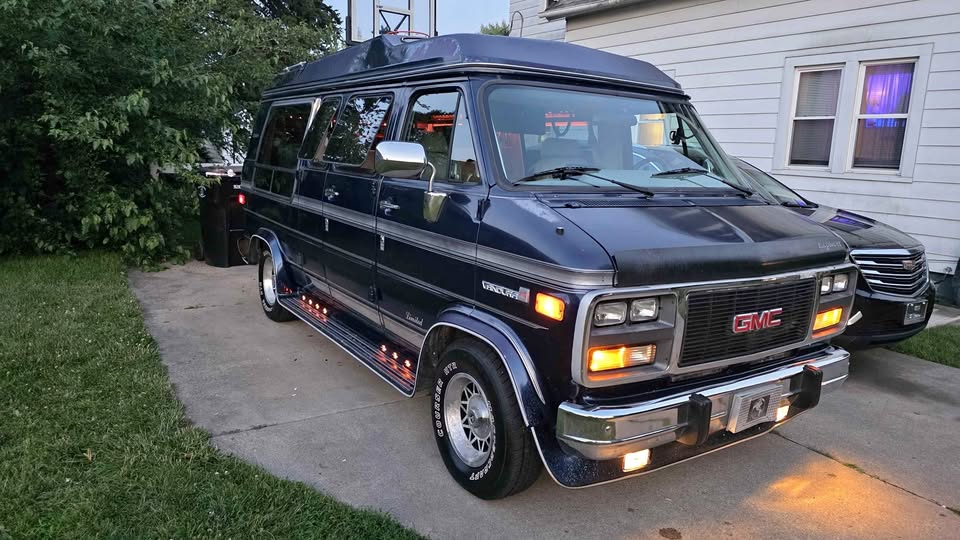 Gmc-Vandura-g2500-1994