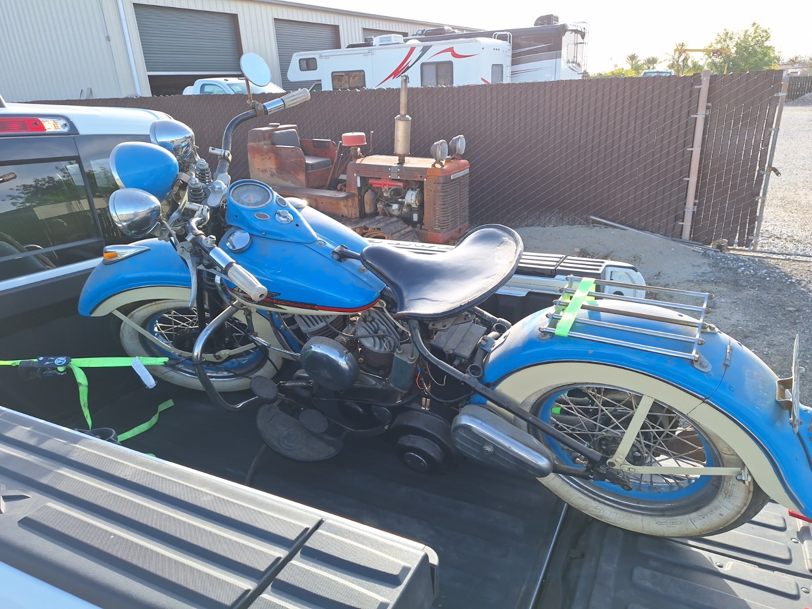 Harley-Davidson-Side-Tank-ShifterFlathead-1953-Blue
