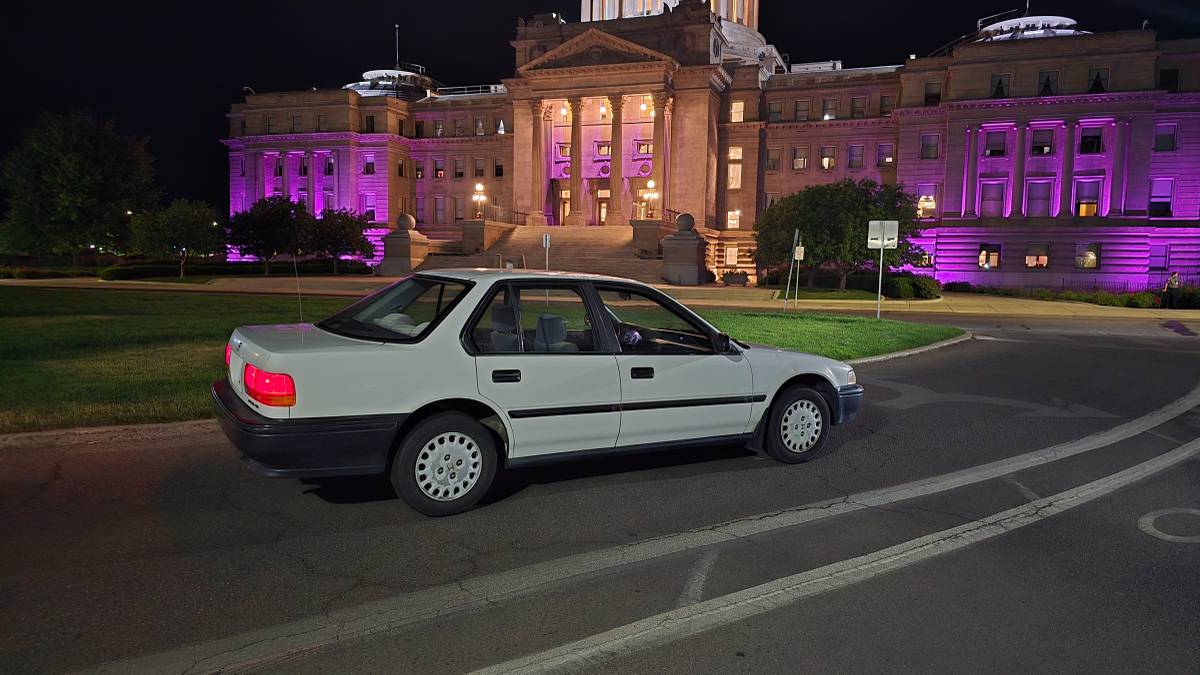 Honda-Accord-1992-white