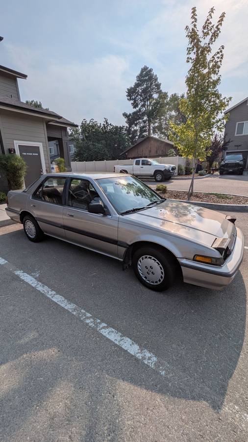 Honda-Accord-lx-1989