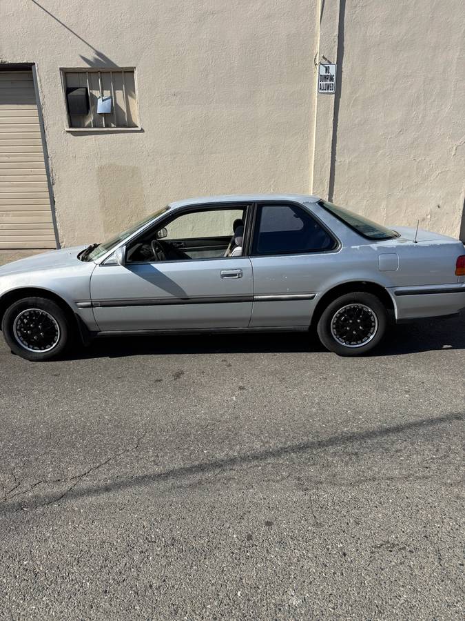 Honda-Accord-lx-1992-silver