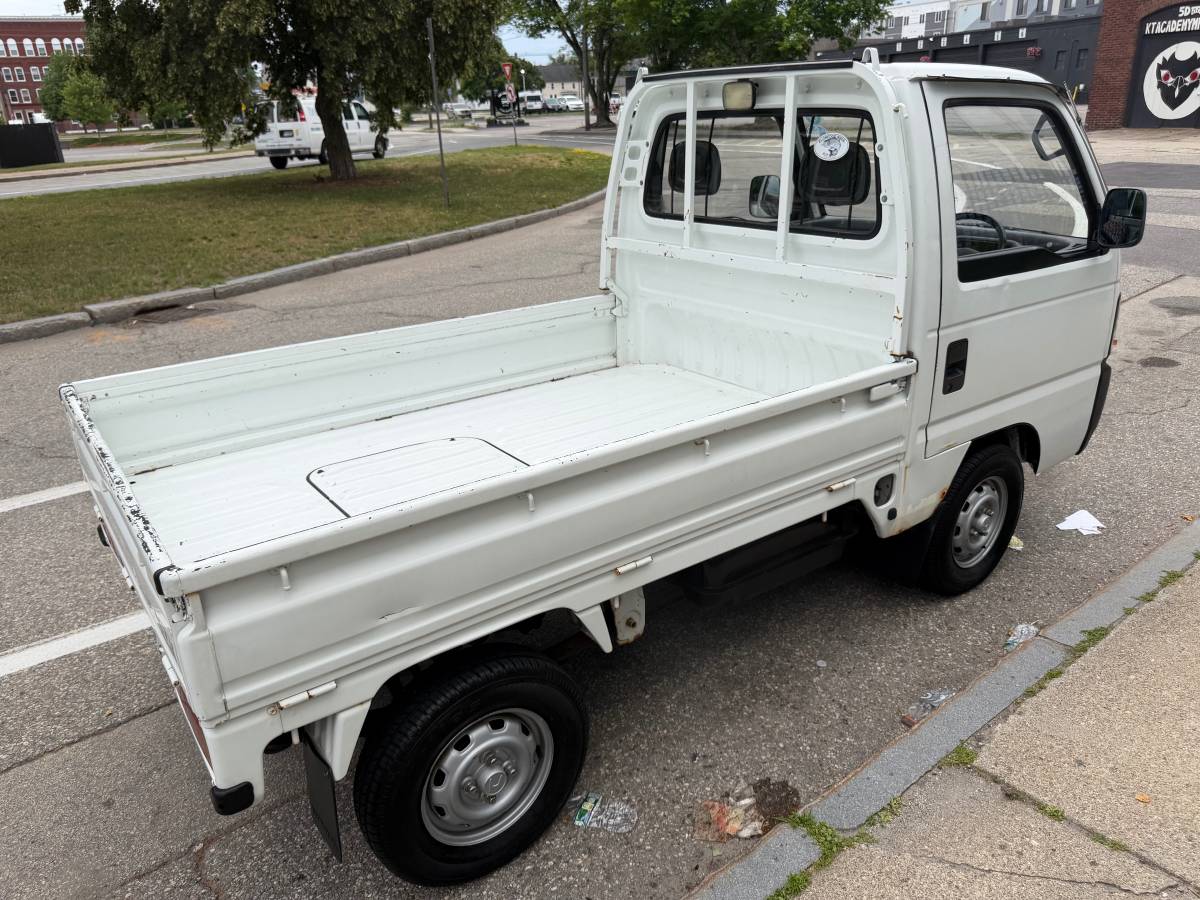 Honda-Acty-minitruck-1994-white
