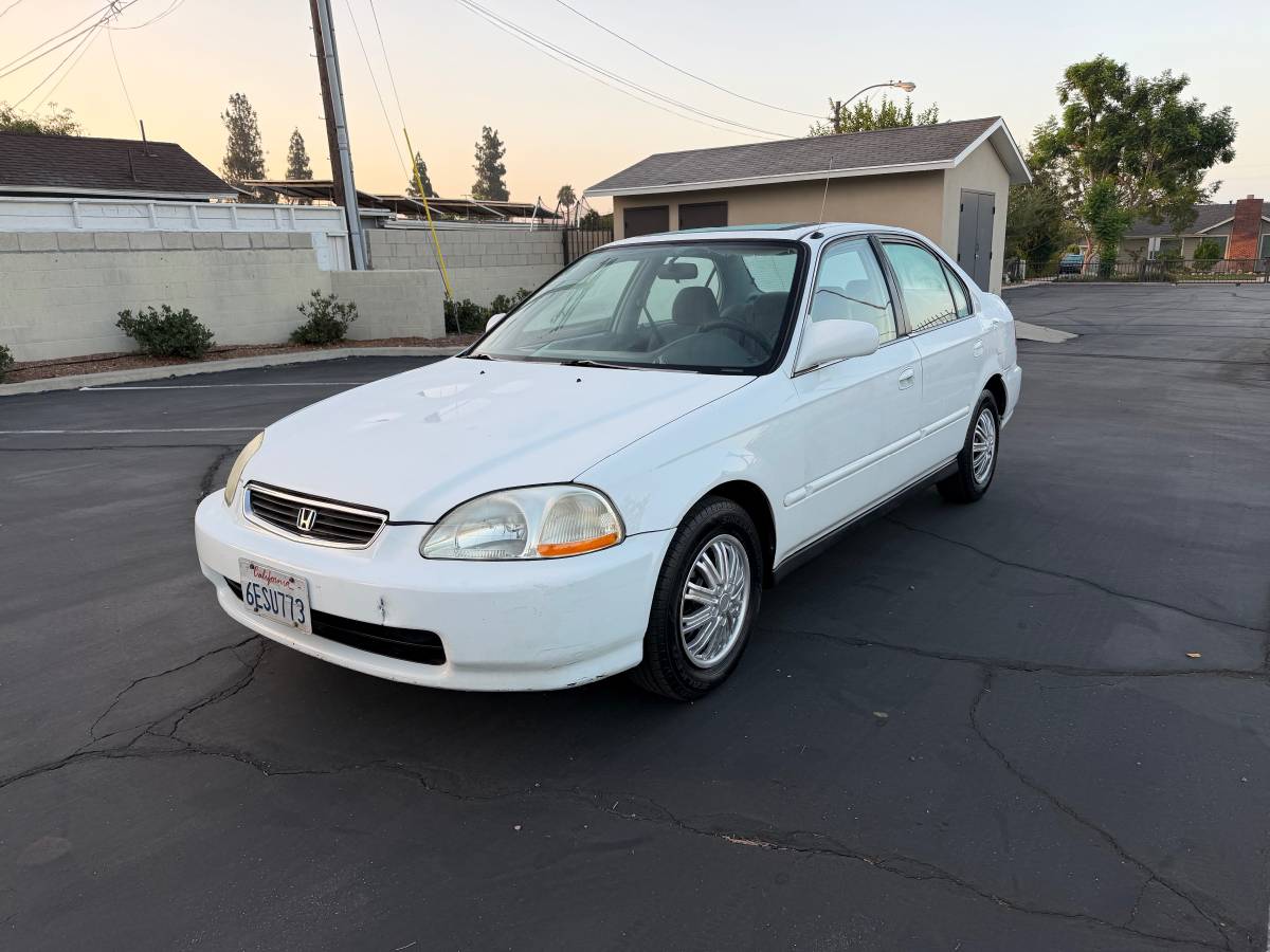 Honda-Civic-lx-1996-white