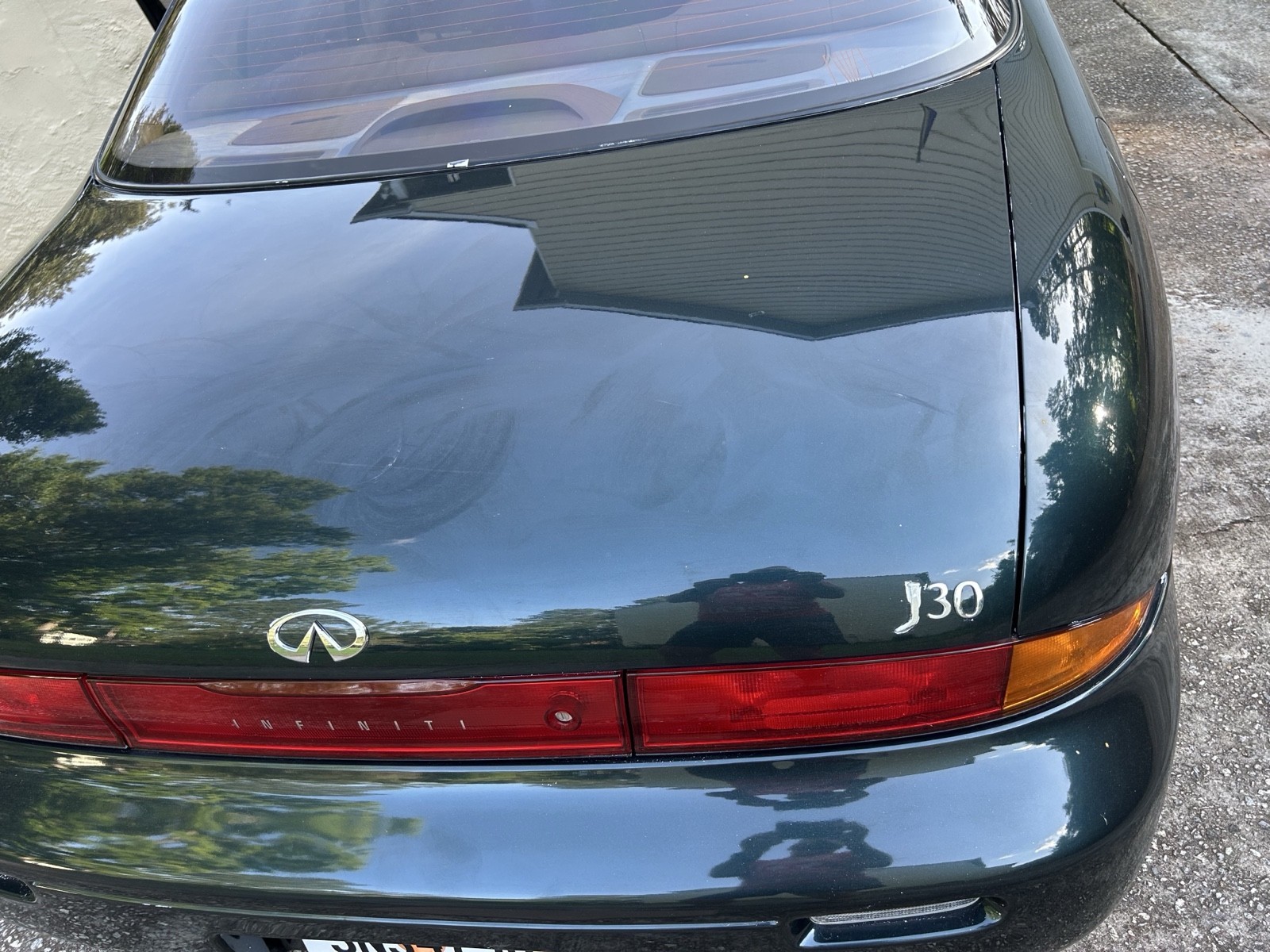 Infiniti-J30-1993-Sedan