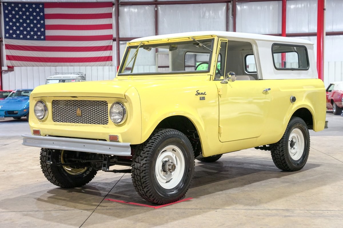 International-1963-SUV-White