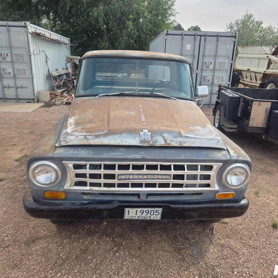 International-ihc-C-1100-1964-silver